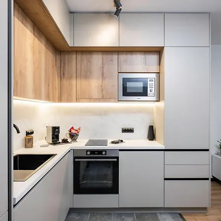 Fresh & Modern With Balcony By Flat Mаnager ソフィア